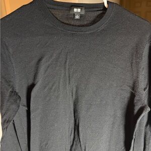 Uniqlo Merino Wool Long Sleeve Crew Neck Sweater Size Small